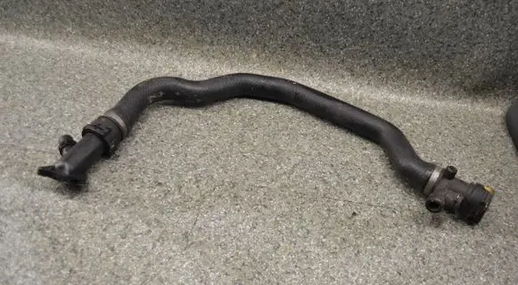BMW 5 E60 E61 Engine coolant pipe/hose 11122247744