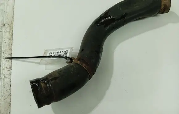 Hyundai Santa Fe Engine coolant pipe/hose 
