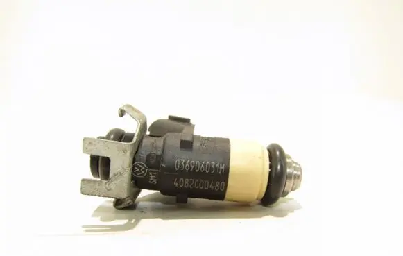 Skoda Fabia Mk1 (6Y) Fuel injector 036906031M