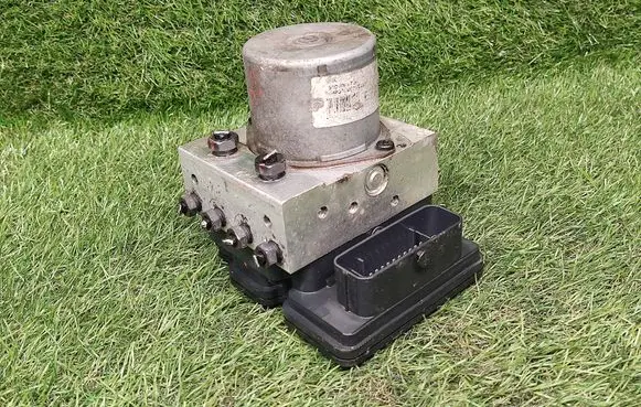 KIA Pro Cee'd II ABS Pump 58920A2210 A258920600