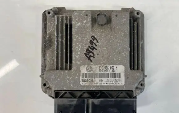 Volkswagen Golf V Engine control unit/module 0261s02004 03c906056h