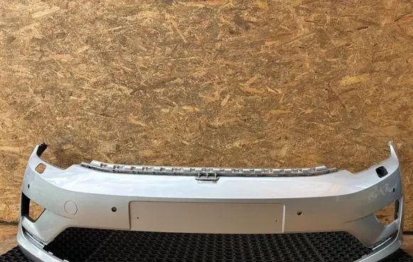 Volkswagen Golf Sportsvan Front bumper 510807221F