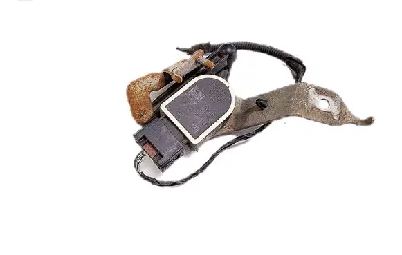 BMW 5 F10 F11 Headlight/headlamp level sensor 6860843