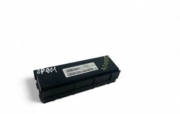 Opel Astra J Fuse module 13578113