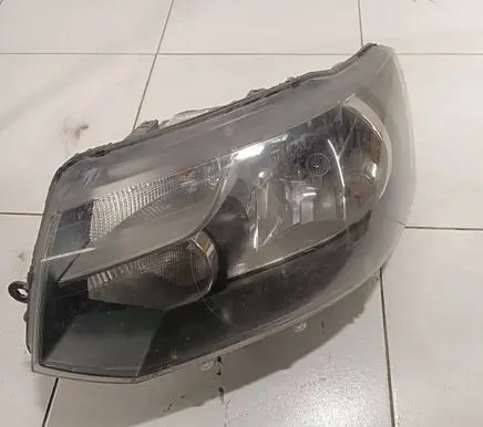 Volkswagen Transporter - Caravelle T5 Headlight/headlamp 8E1941015H LE08A6194 030125430100