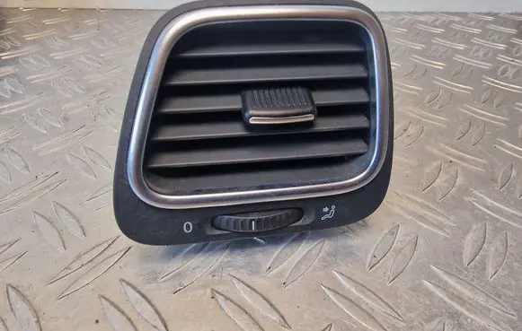 Volkswagen Scirocco Dashboard side air vent grill/cover trim 1Q0819703G