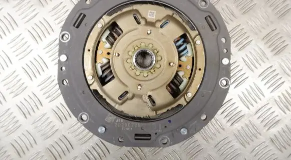 Clutch pressure plate