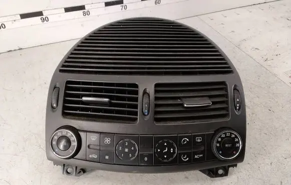 Mercedes-Benz E W211 Climate control unit H24400055010 2118300385 00111804