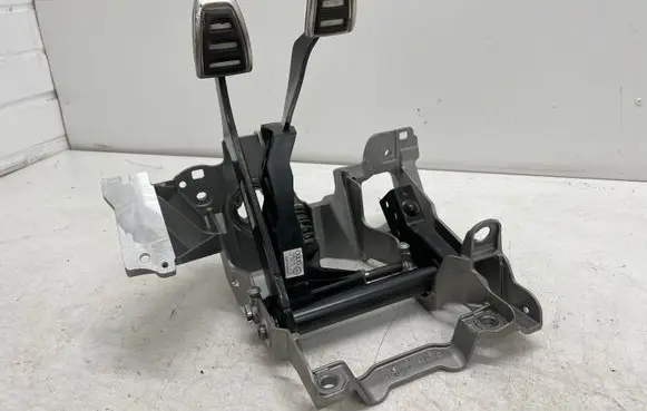 Audi A5 Pedal assembly 8W2721140A 8W2721117A