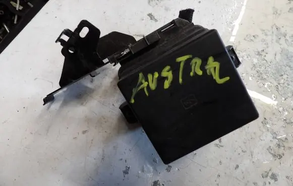 Renault Austral Fuse box set 243809791R 7271221930