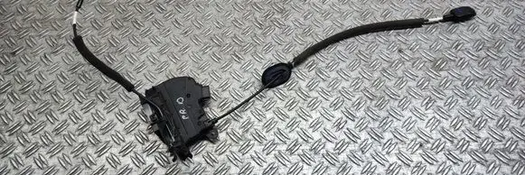Renault Captur Front door lock 805024200R