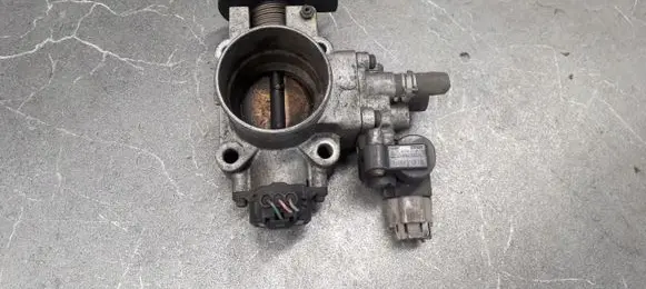 Suzuki Swift Cultus Throttle body valve 13400-64g0