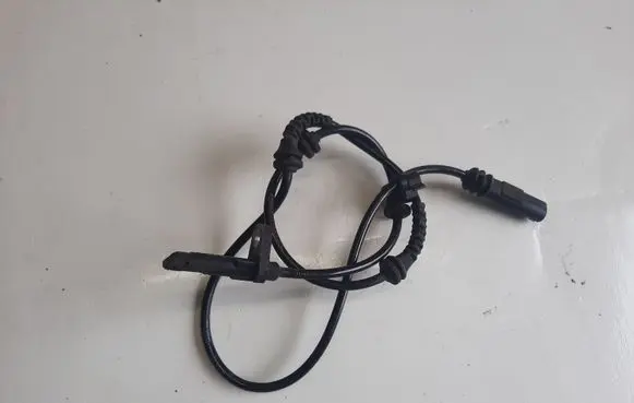 BMW 7 F01 F02 F03 F04 ABS rear brake sensor 0265007983