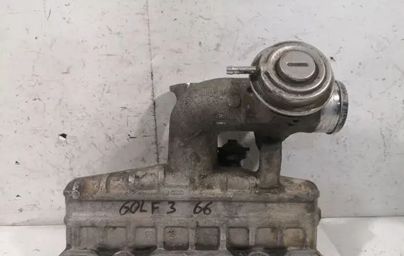 Volkswagen Golf III Intake manifold 25274500 028129713
