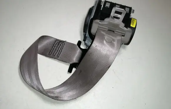 Renault Laguna III Rear seatbelt 888400011R