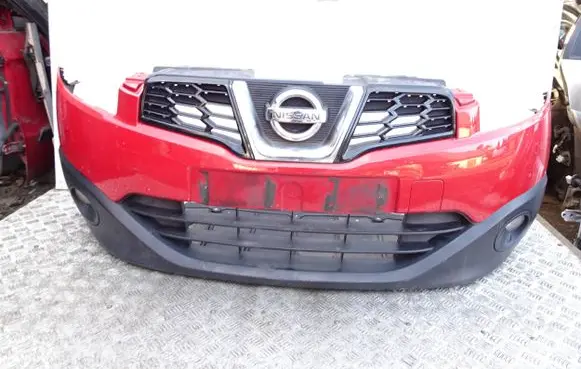 Nissan Qashqai+2 Front bumper