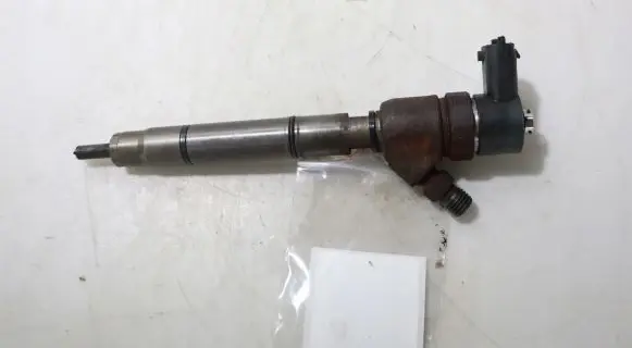 KIA Ceed Fuel injector 0445110320