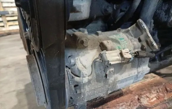 Opel Signum Air conditioning (A/C) compressor (pump) 13140505