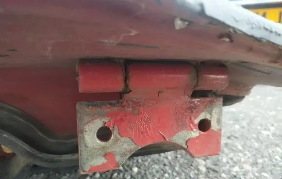 Front door upper hinge