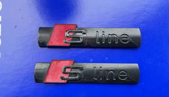 Audi A5 8T 8F Fender model badge letters 
