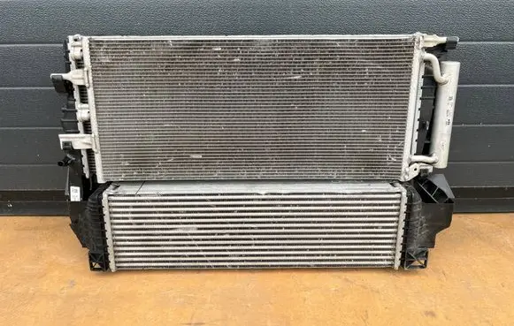 Mini One - Cooper F56 F55 Radiator set 8645760