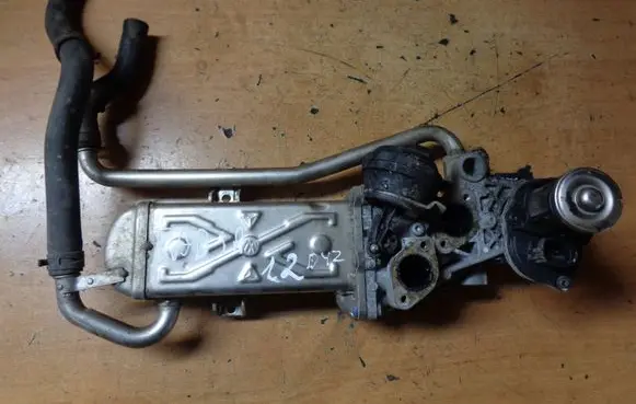 Skoda Fabia Mk2 (5J) EGR valve 03P131512