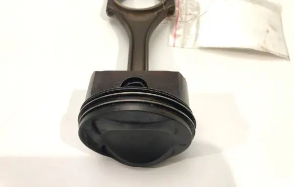 Audi A6 S6 C6 4F Piston with connecting rod 06EAAUK