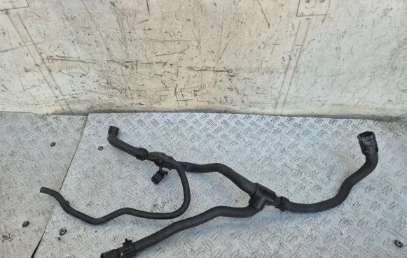 Opel Insignia A Engine coolant pipe/hose 13369955