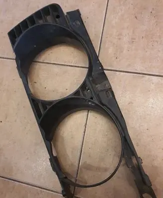 BMW 5 E34 Front bumper upper radiator grill 511381864429