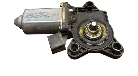 Mercedes-Benz C W203 Front door window regulator motor 77430030 119650900