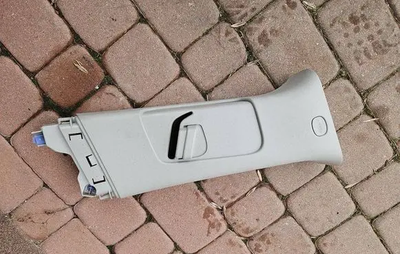 Opel Zafira C (B) pillar trim (top) 20890784 13289751