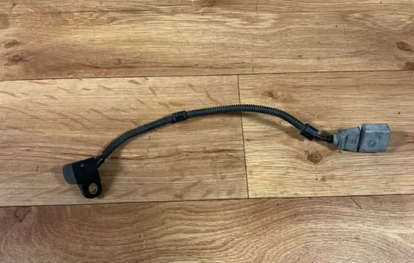 Volkswagen Caddy Crankshaft position sensor 9805940