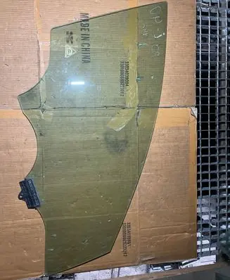 Hyundai i40 Front door window glass four-door