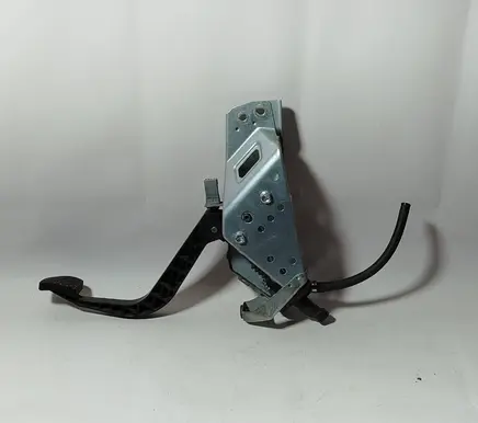 Opel Zafira B Clutch pedal 13192503 120502134937