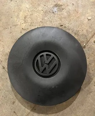 Volkswagen Transporter - Caravelle T5 Original wheel cap 7D0601151