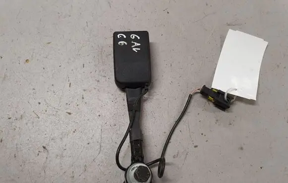 Citroen C6 Rear seatbelt buckle 7063281