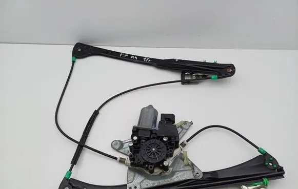 Audi A4 S4 B5 8D Front door window regulator with motor 8D0959802D 8D0837398C