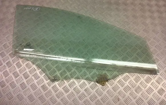 Hyundai i30 Front door window glass four-door 43R001167 DOT618M391AS2