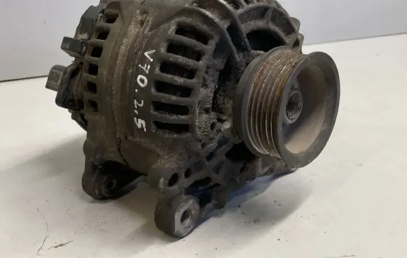 Volvo V70 Generator/alternator 9459093 0124515021
