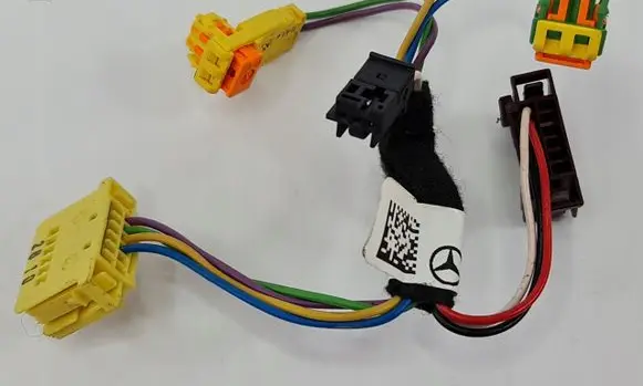 Mercedes-Benz C W204 Airbag squib ring wiring 