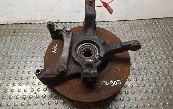 Mercedes-Benz Citan W415 Front wheel hub spindle knuckle S25056905 8200755590