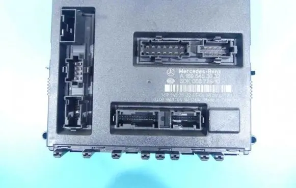 Mercedes-Benz A W169 Central body control module A1695453032 IMPRK1169009