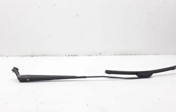 Toyota Yaris Front wiper blade arm