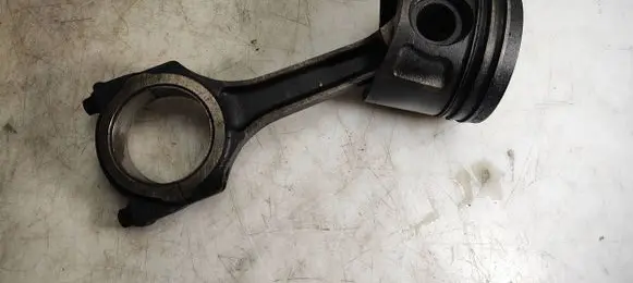 Fiat Ducato Piston with connecting rod