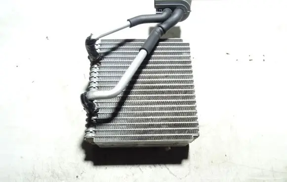 KIA Sorento Air conditioning (A/C) radiator (interior) F108JD6LA01 107110222