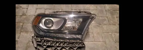 Dodge Durango III Headlights/headlamps set 68423852AB 68261183AE