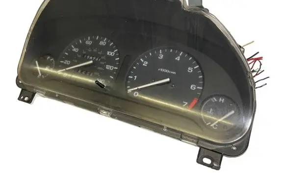 Subaru Legacy Speedometer (instrument cluster) 0182048