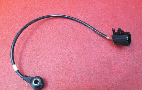 Ford Focus Detonation knock sensor 98MF12A699BA