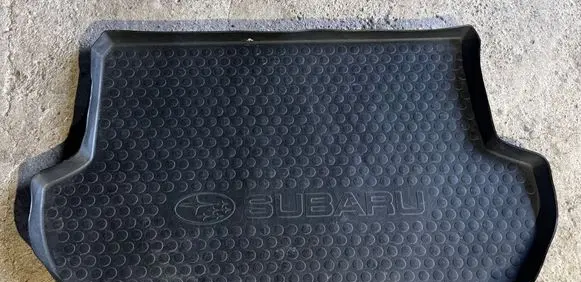 Subaru Forester SJ Trunk/boot floor carpet liner 