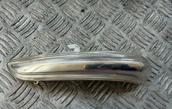Peugeot 208 I Mirror indicator light KIERUNEK